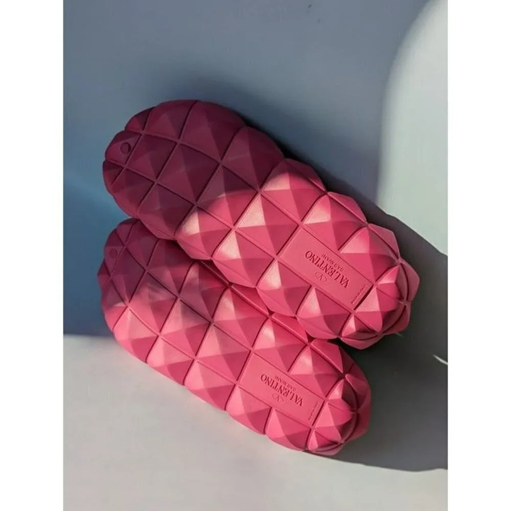 Valentino Garavani Men's Pink Roman Stud Turtle Slide Size 43 EU (MSRP $590) - Picture 7 of 8